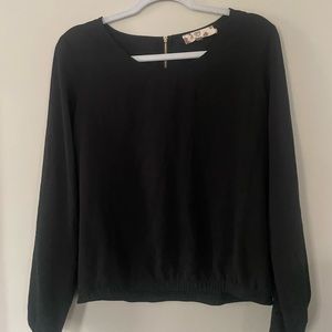 Hippie Rose size large black dress top.